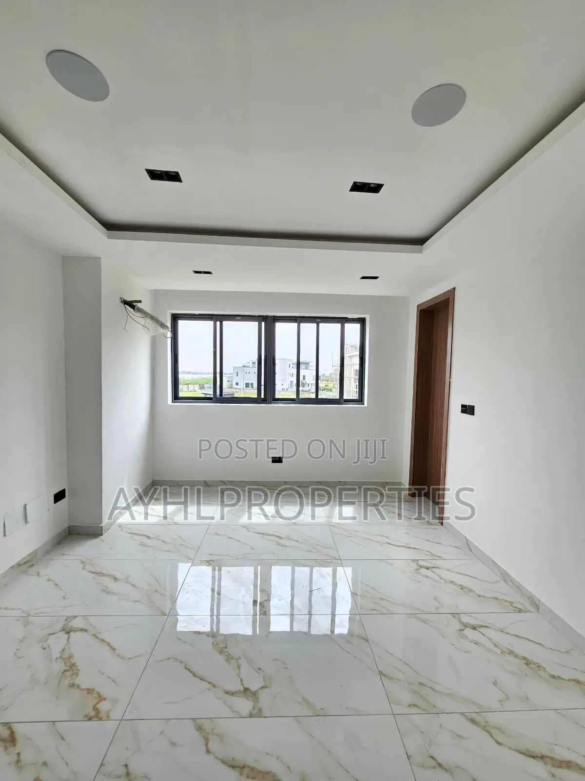 2bdrm Apartment in Ikate Lekki for sale