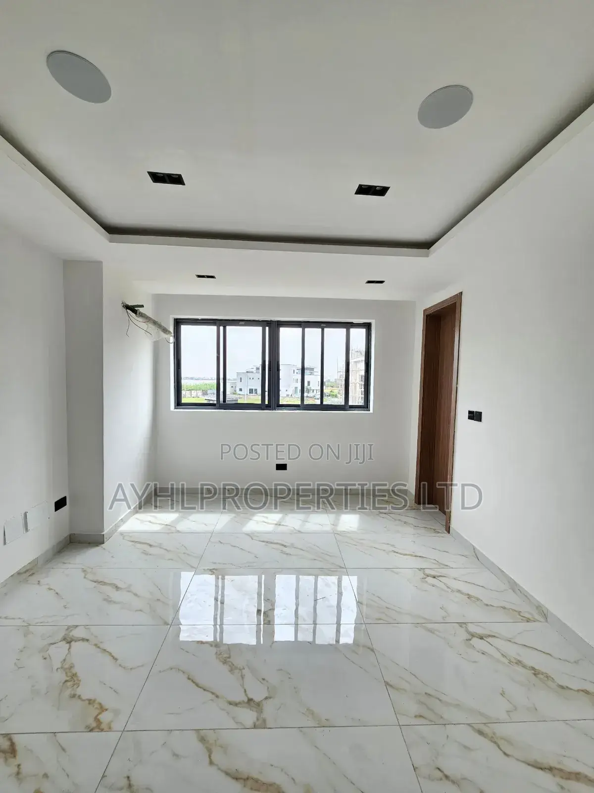 2bdrm Apartment in Ikate Lekki for sale