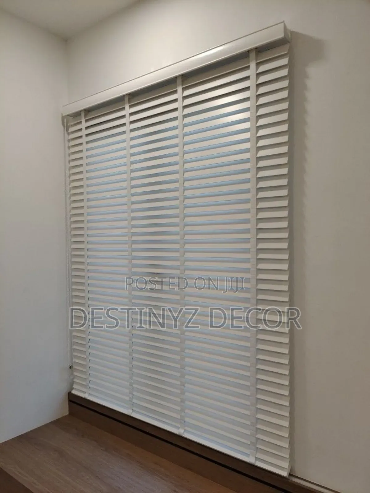 Airy Wooden Blinds
