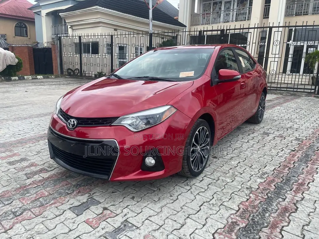 Toyota Corolla LE 4dr Sedan (1.8L 4cyl CVT) 2014 Red