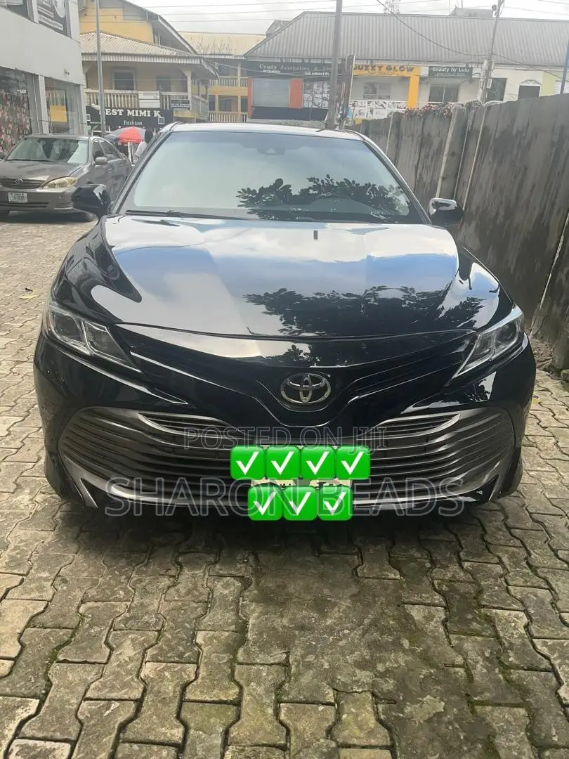 Toyota Camry 2018 Black