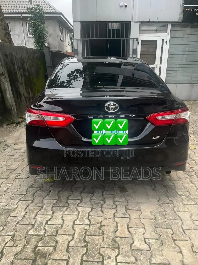 Toyota Camry 2018 Black