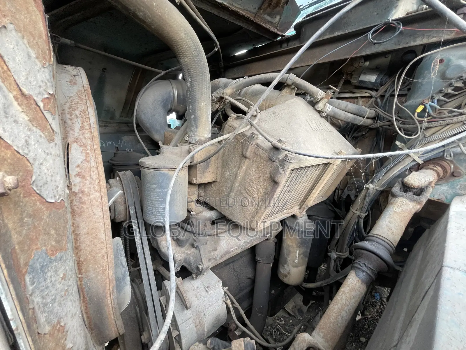 Dm 685s Dump Truck
