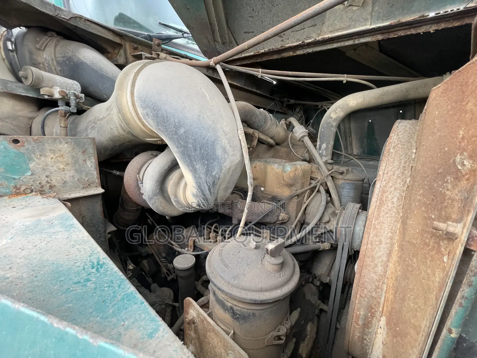 Dm 685s Dump Truck