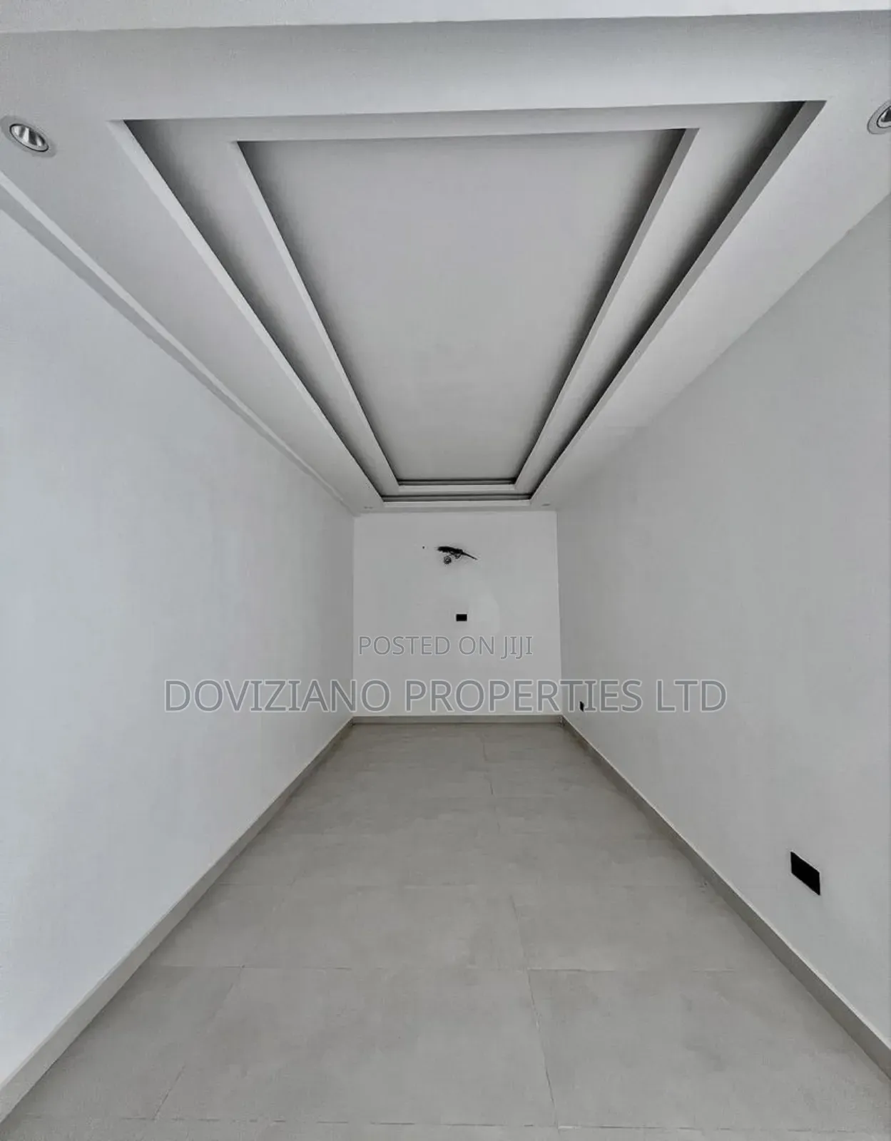 5bdrm Duplex in Lekki for sale