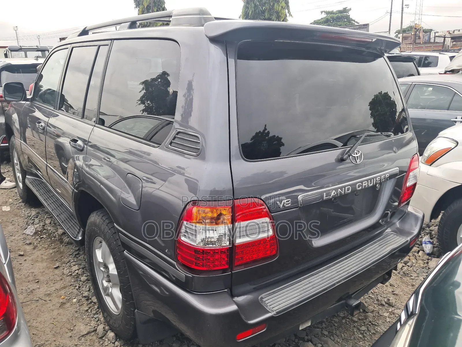 Toyota Land Cruiser 3.0 D-4D Executive 2005 Gray