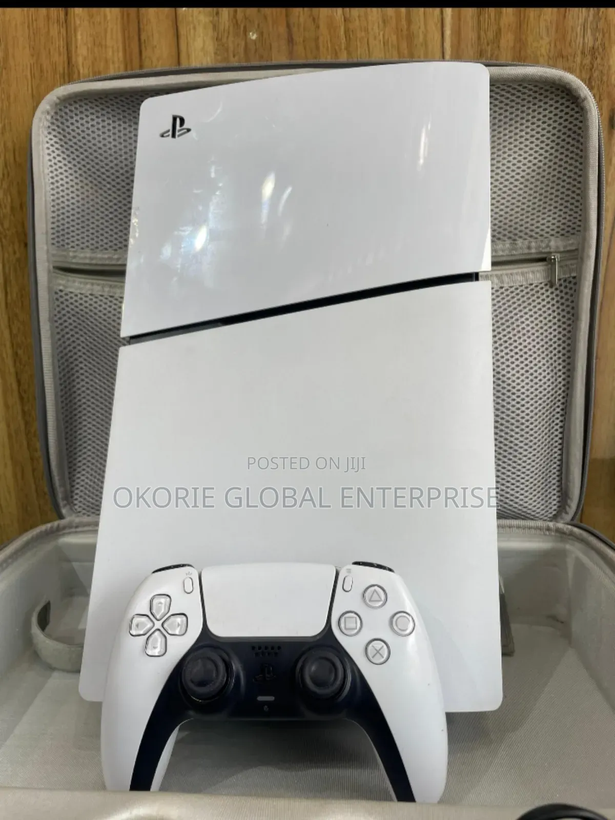 Sony Playstation 5 Come With One Pad