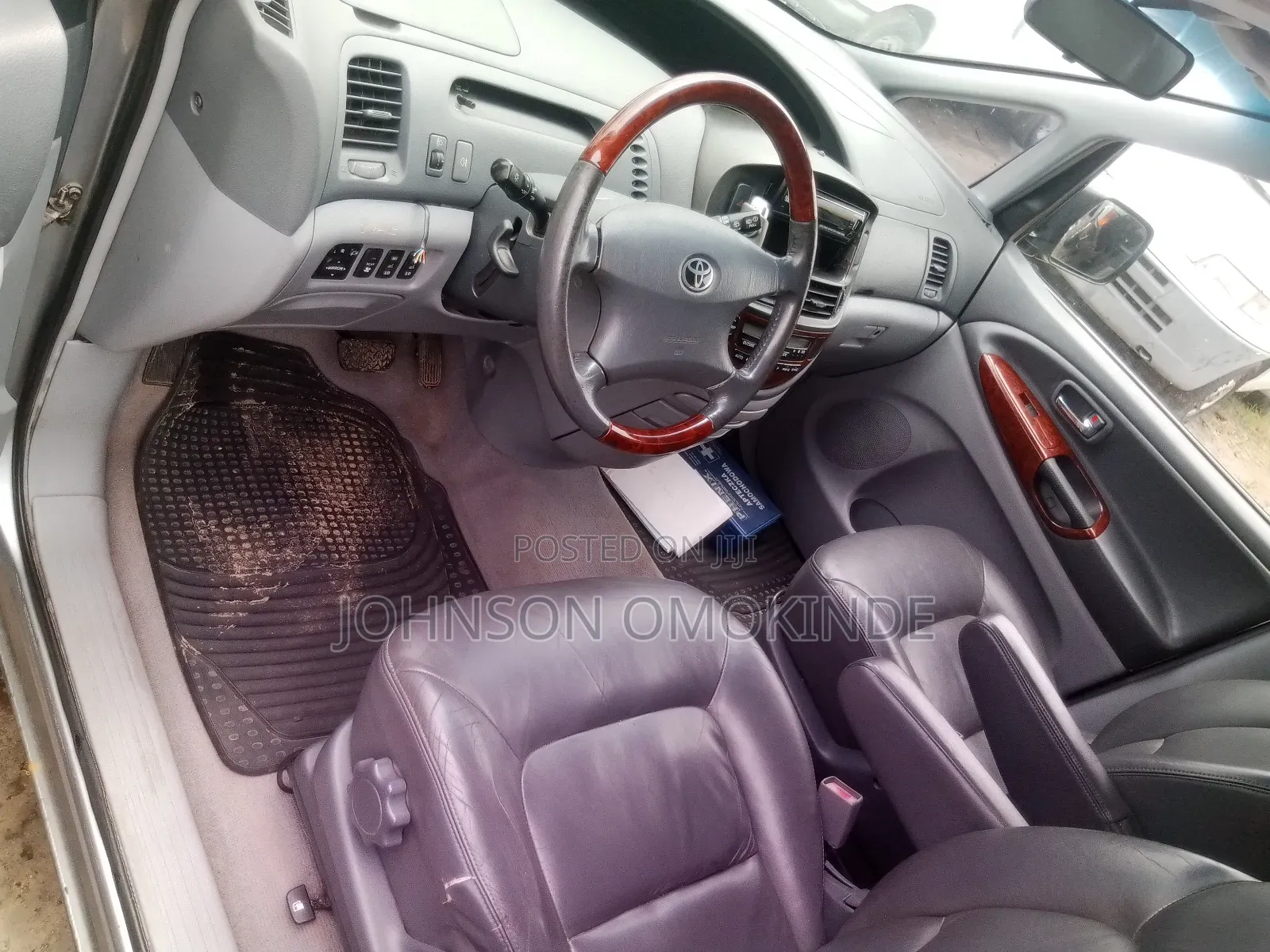 Toyota Previa Automatic 2002 Silver