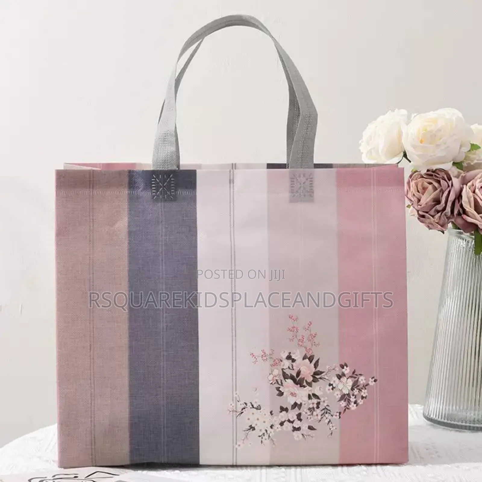 Souvenir Bags in Sizes in Doz Price