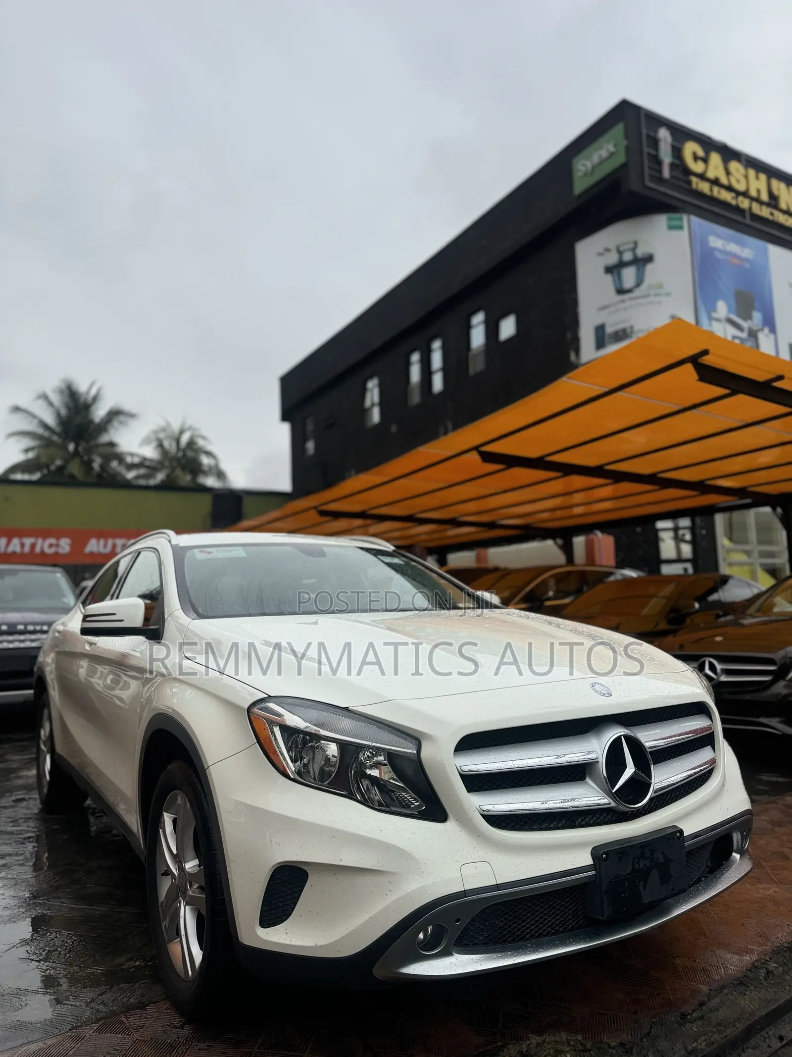 Mercedes-Benz GLA 250 2015 White