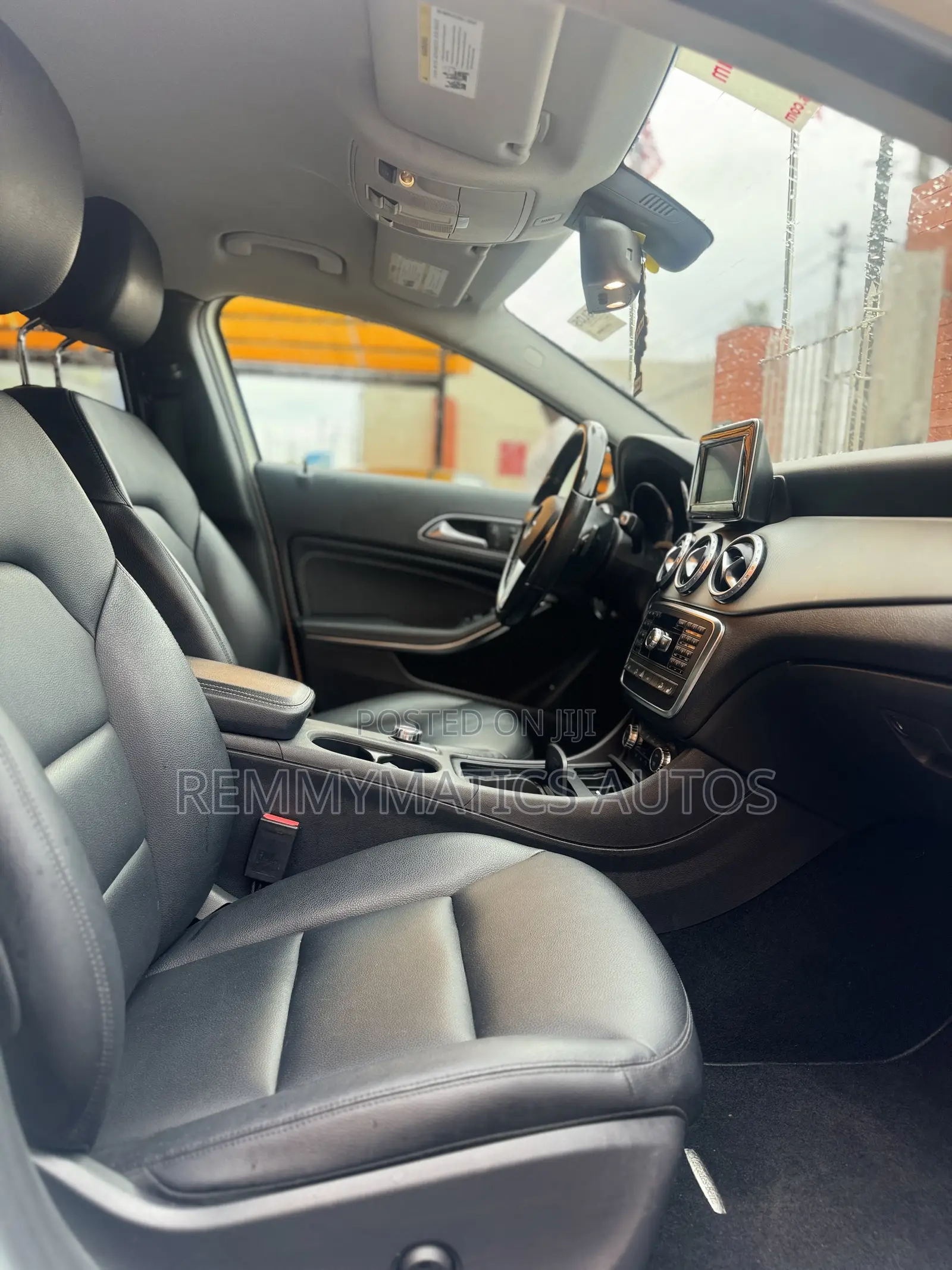 Mercedes-Benz GLA 250 2015 White
