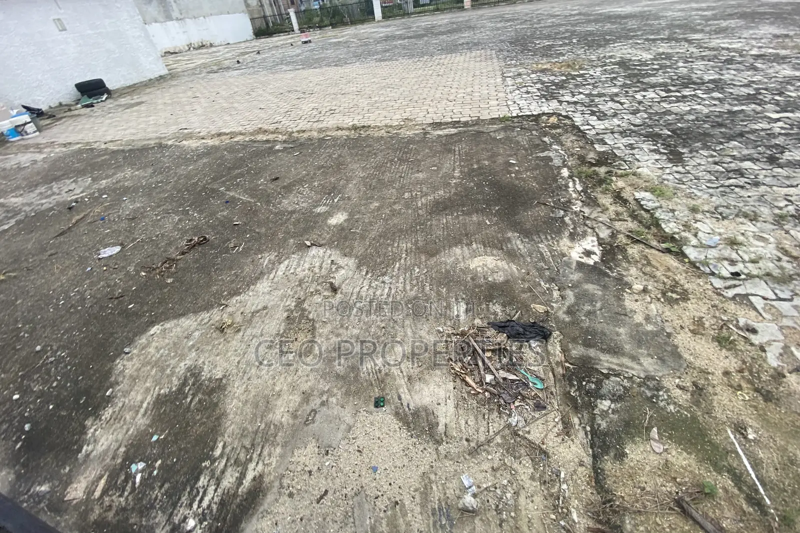 2312 SQM Facing Lekki-Epe Express Way at Lekki Phase1