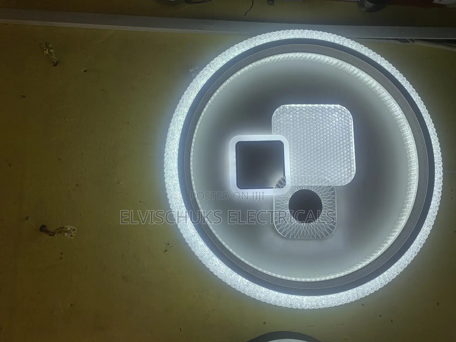 Modern Ceiling Led Light –Stylish Flush Mount Lamp for Homes Offices