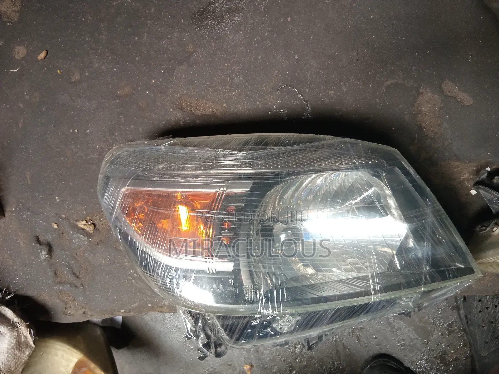 Headlight Ford Ranger 2008,2010