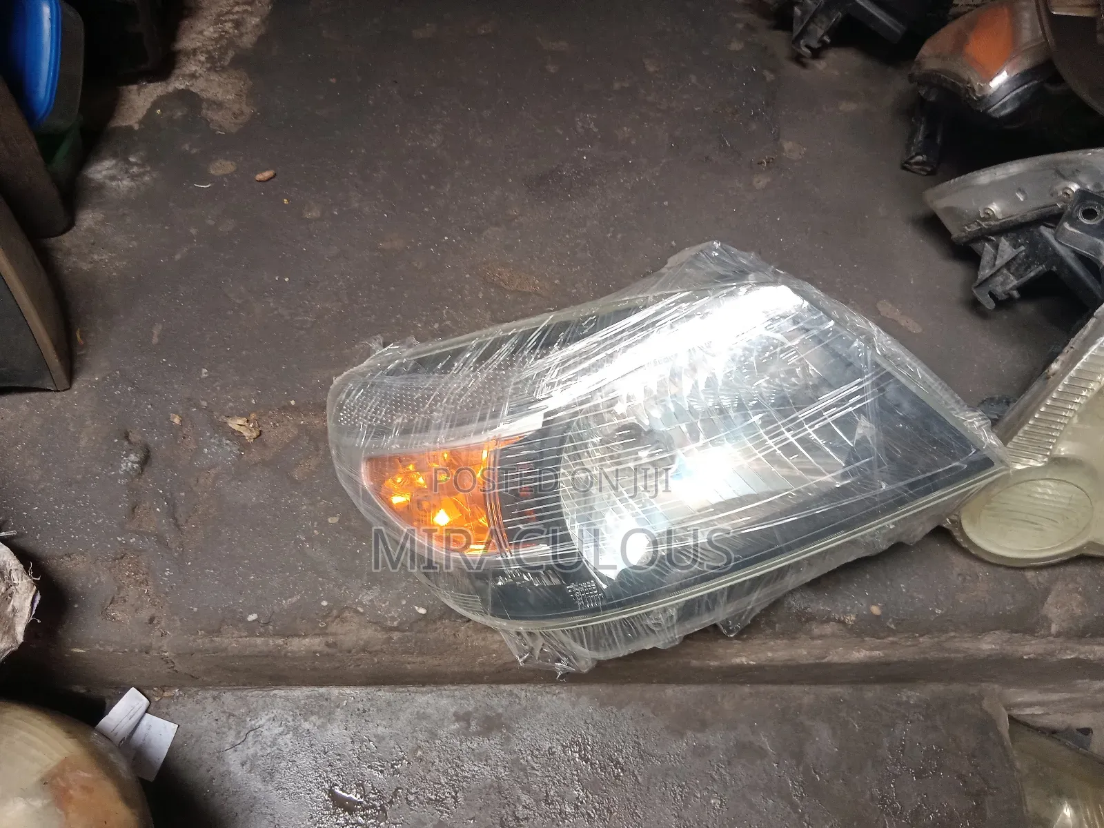 Headlight Ford Ranger 2008,2010