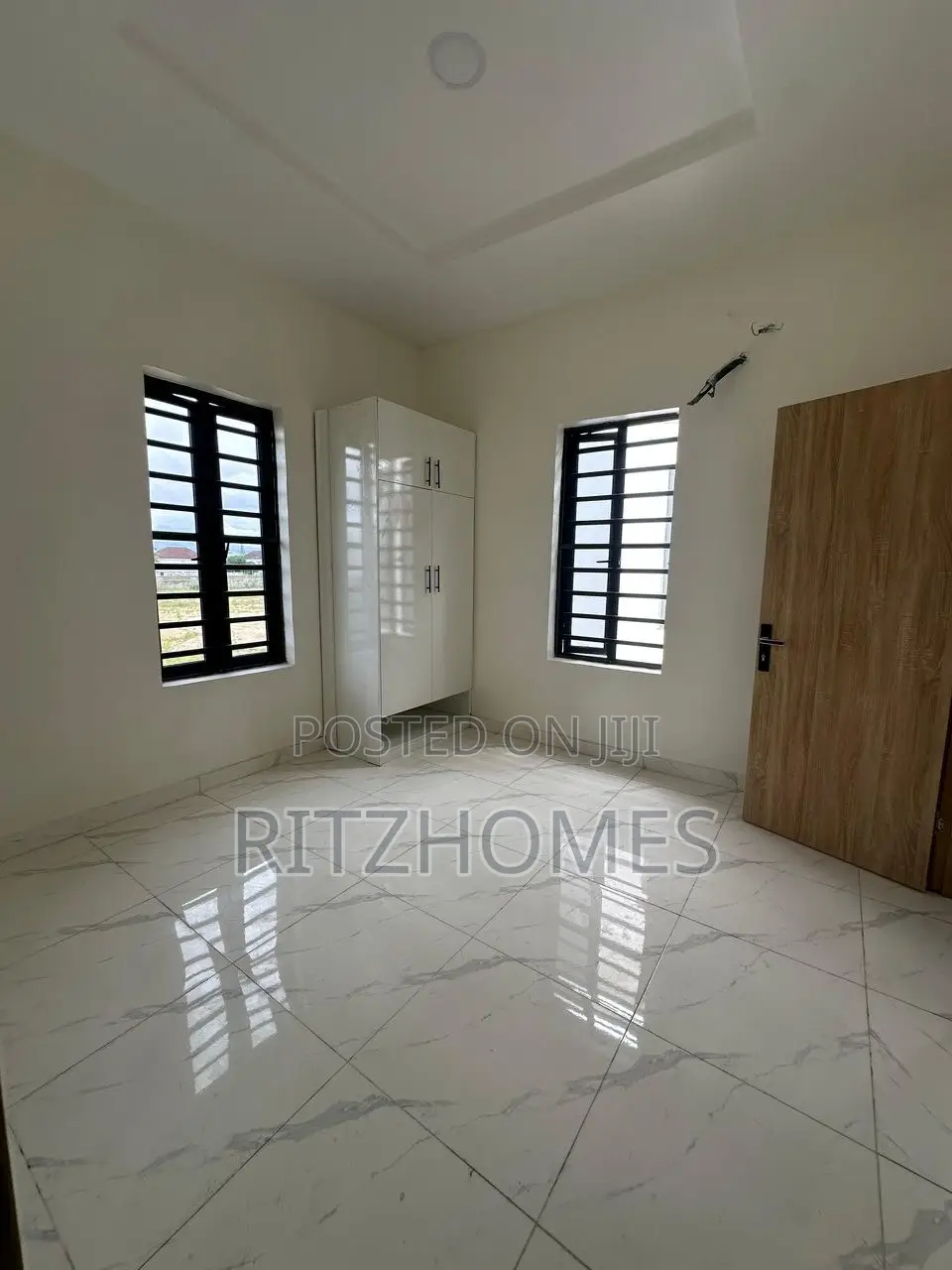 4bdrm House in VGC / Ajah for sale