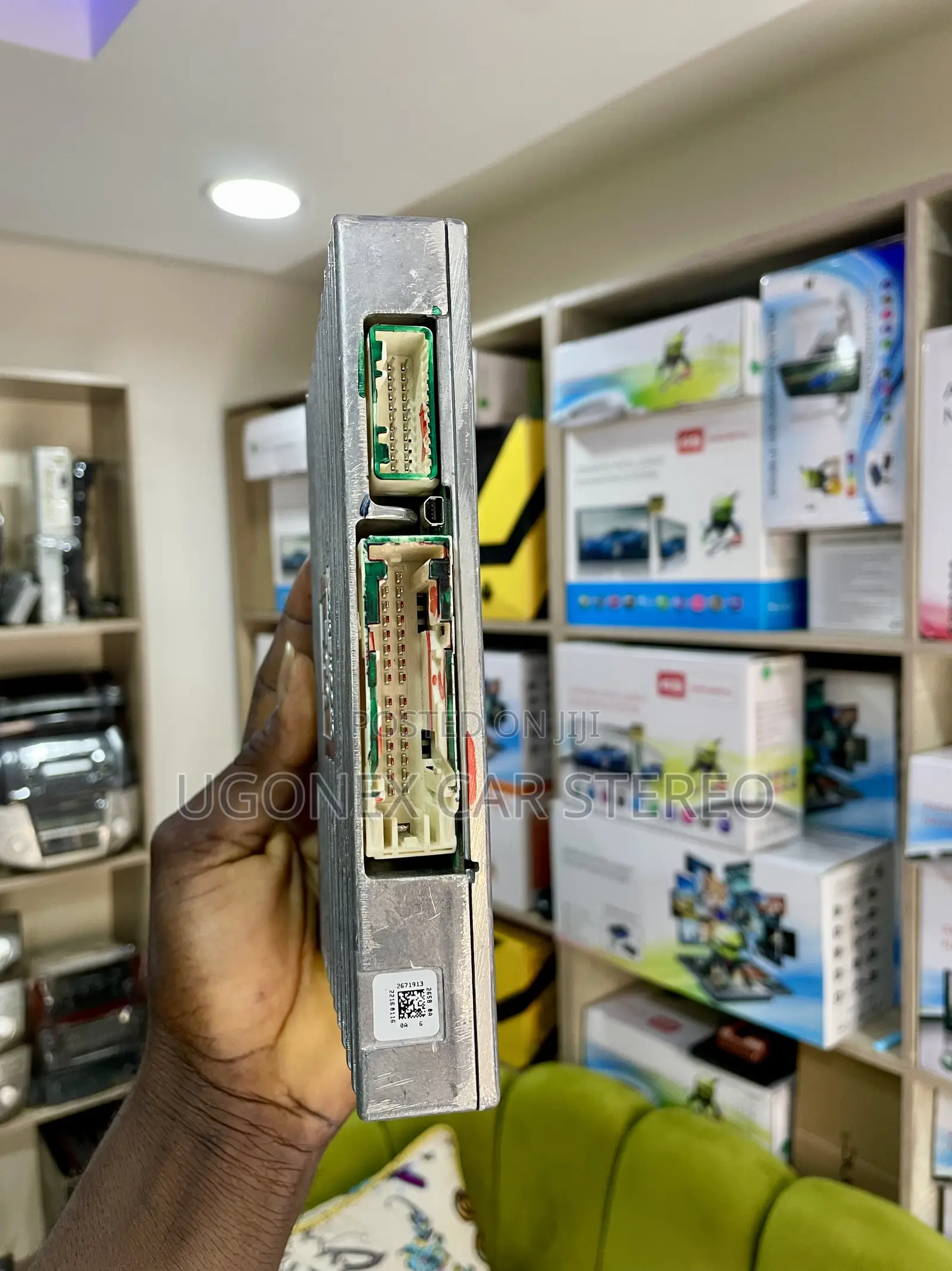 2012-16 Toyota Camry Factory JBL Amplifier