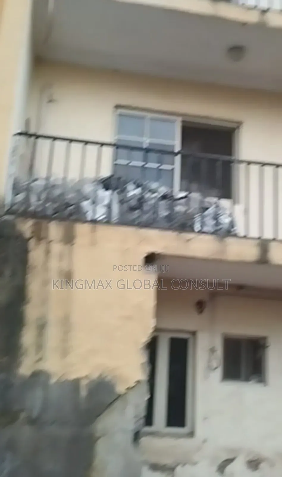 3bdrm Block of Flats in Wuse Zone 7 for sale