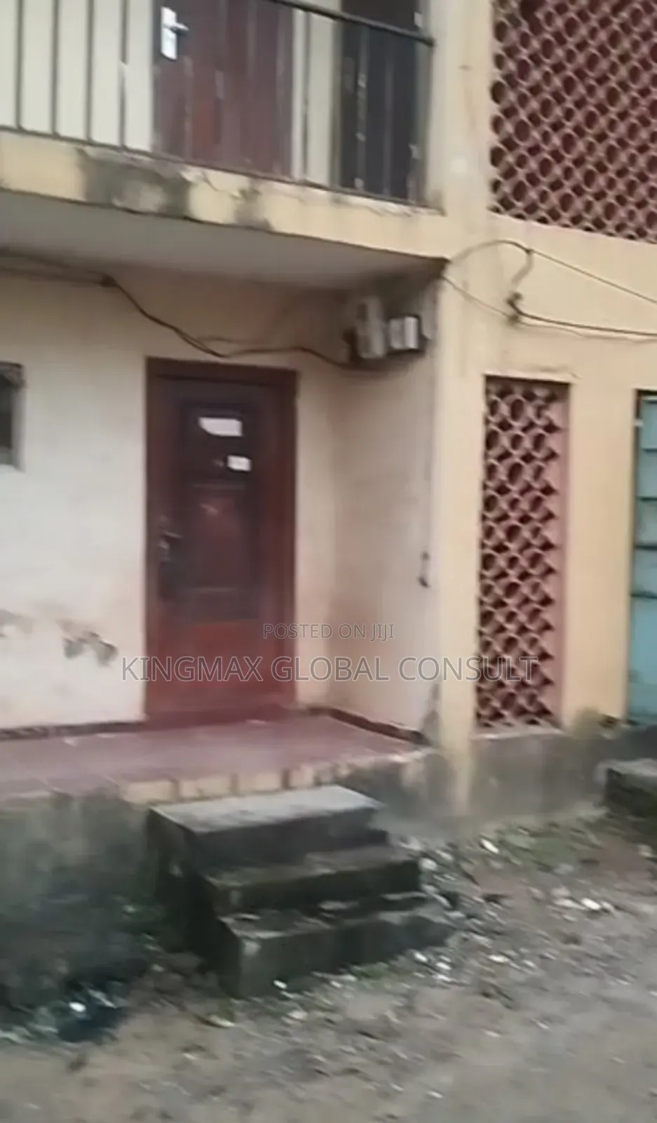 3bdrm Block of Flats in Wuse Zone 7 for sale