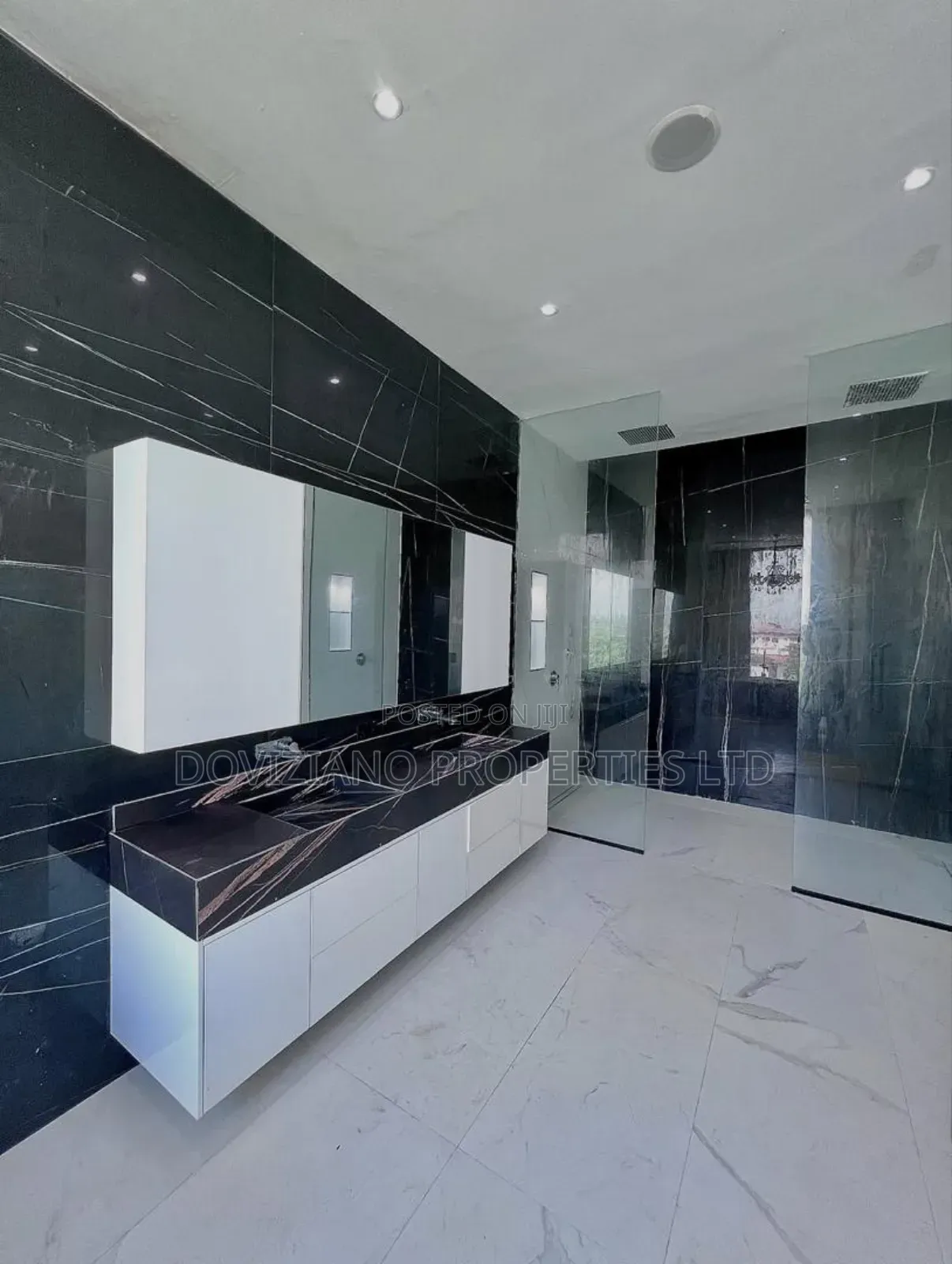 5bdrm Duplex in Ikate for sale