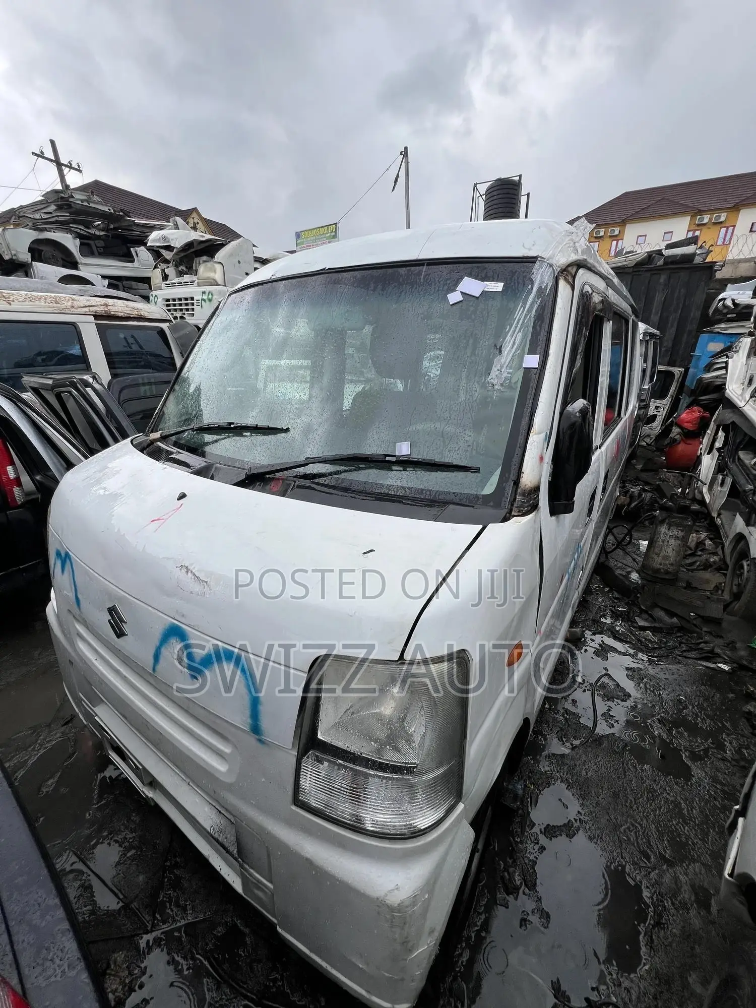 Suzuki Every 2010 White