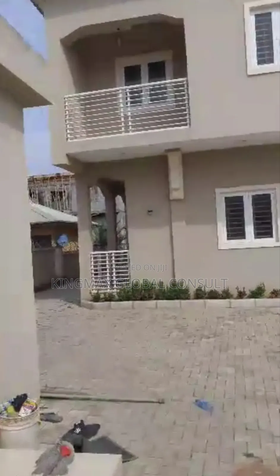 4bdrm Duplex in Gwarinpa Abuja for sale