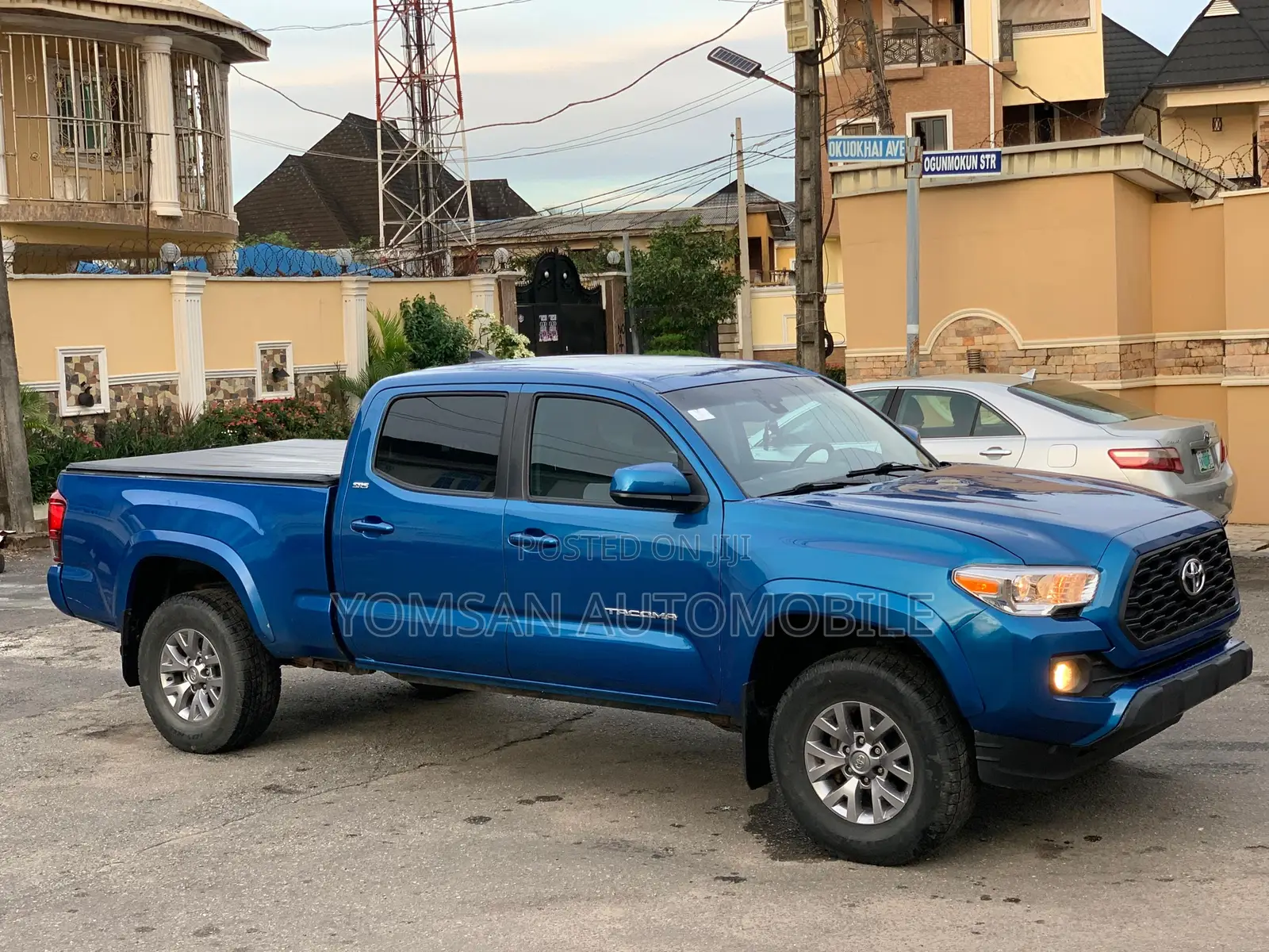 Toyota Tacoma SR 2019 Blue