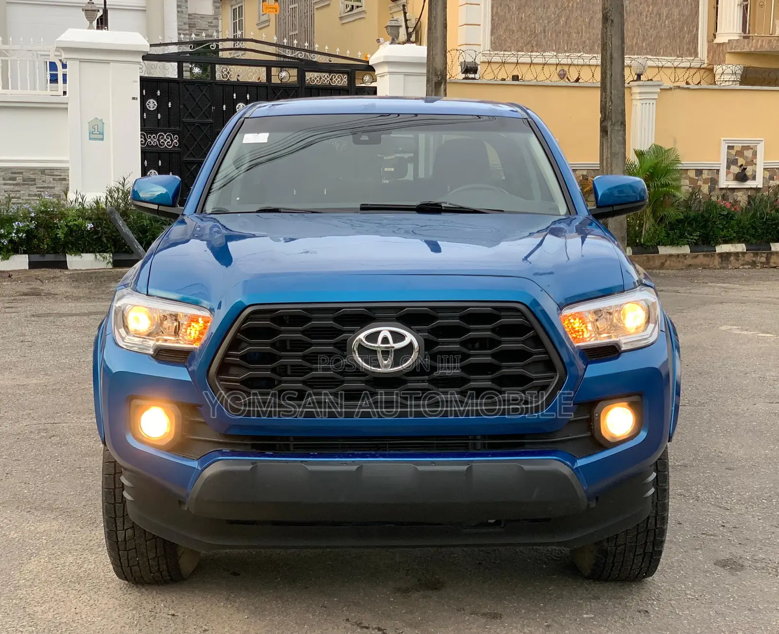 Toyota Tacoma SR 2019 Blue