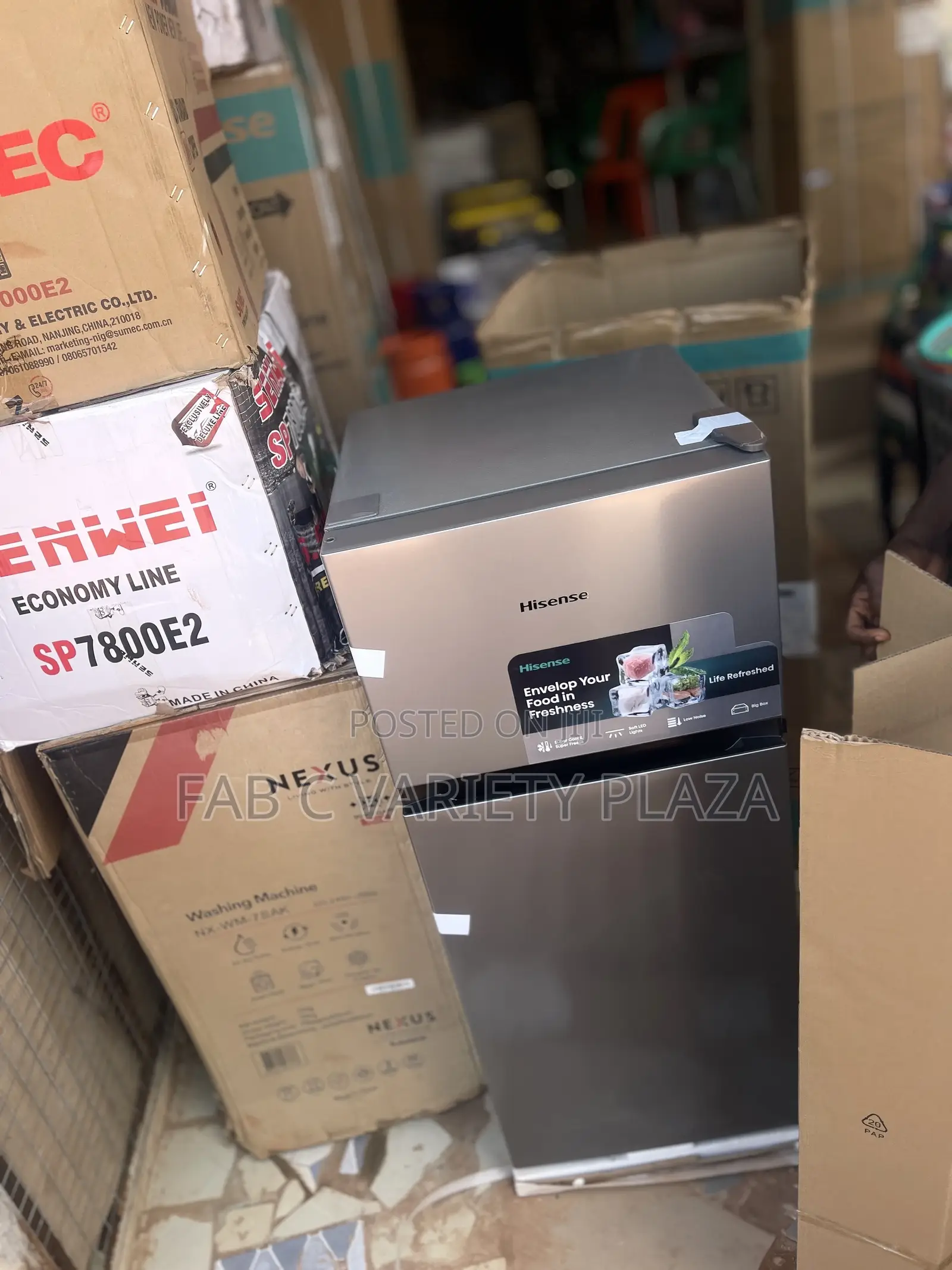 Hisense Medium Standing Refrigerator