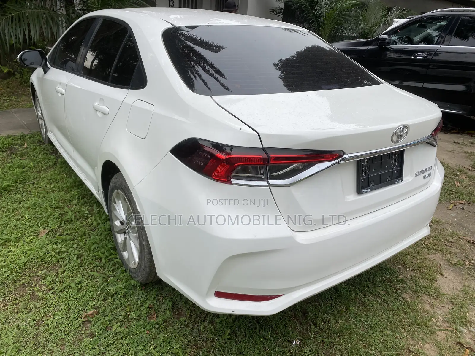 Toyota Corolla SE 2023 White