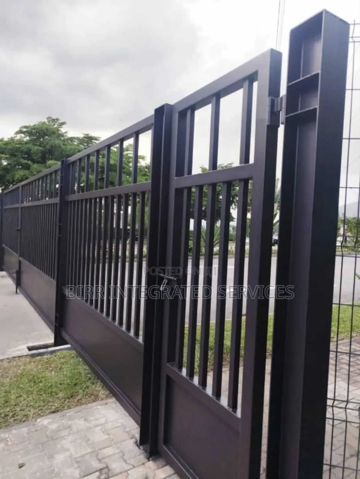 Short Foreign Gate Fabrication