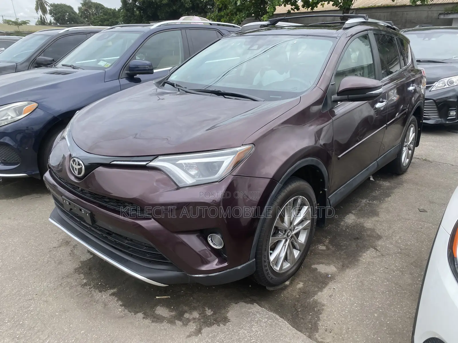 Toyota RAV4 Limited 4dr SUV AWD (2.5L 4cyl 6A) 2018 Purple