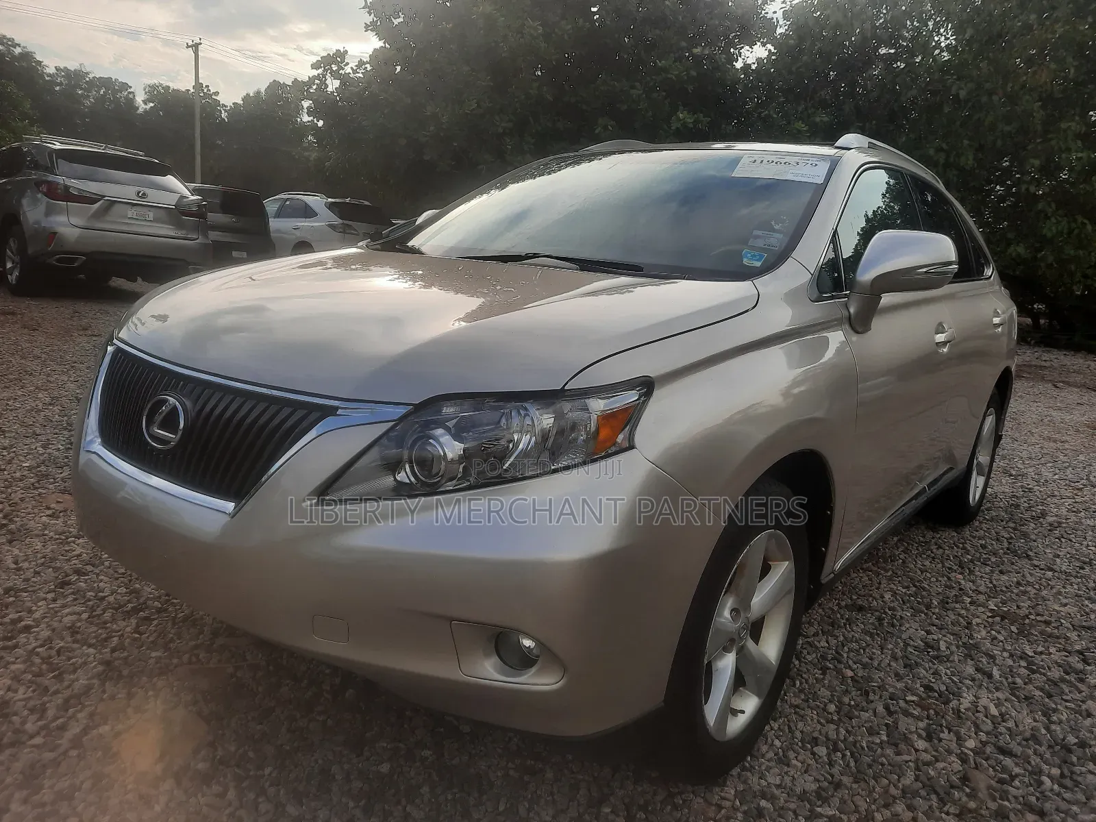 Lexus RX 350 2011 Gold