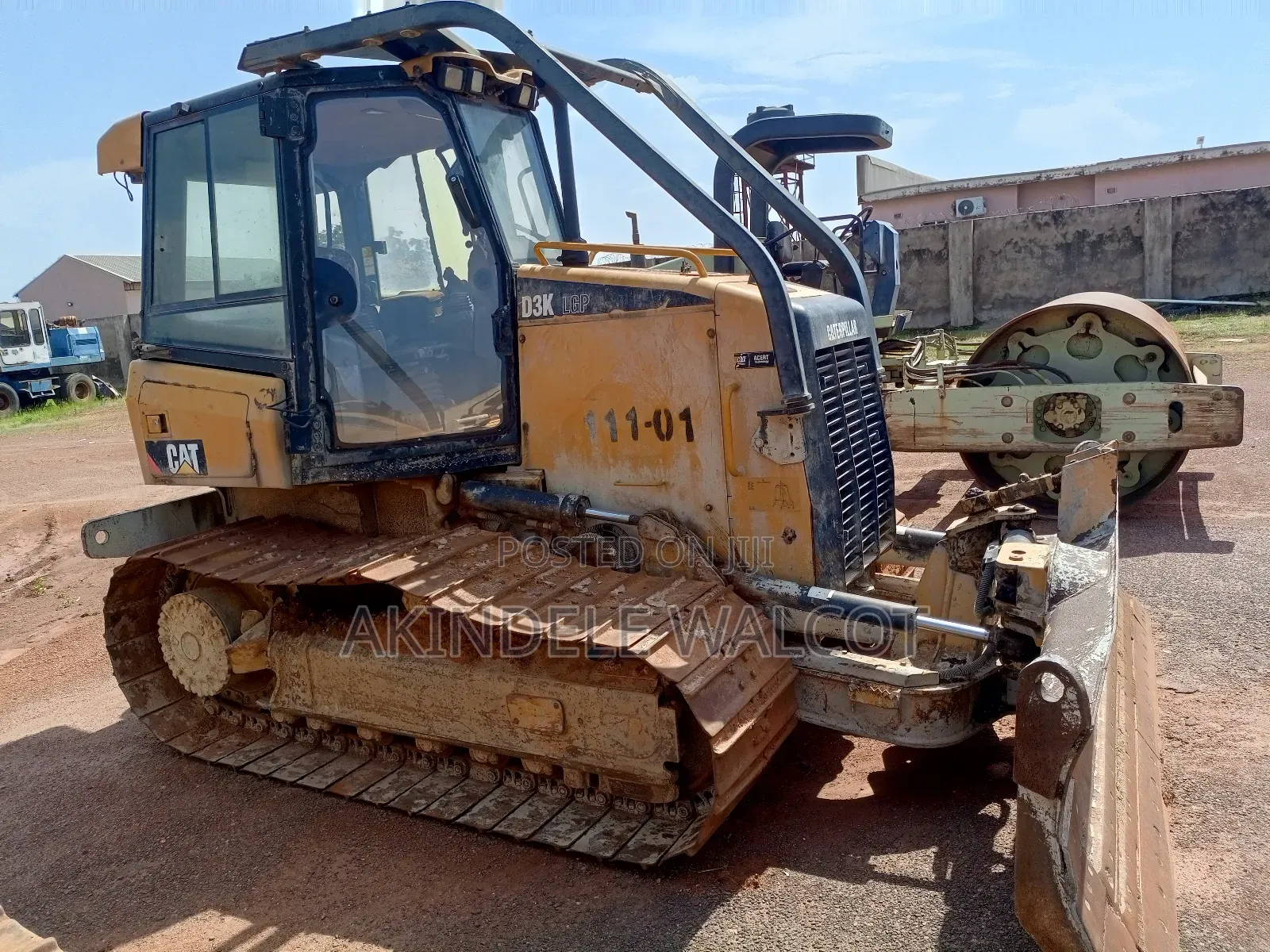 Graders Cat Available for Sale.