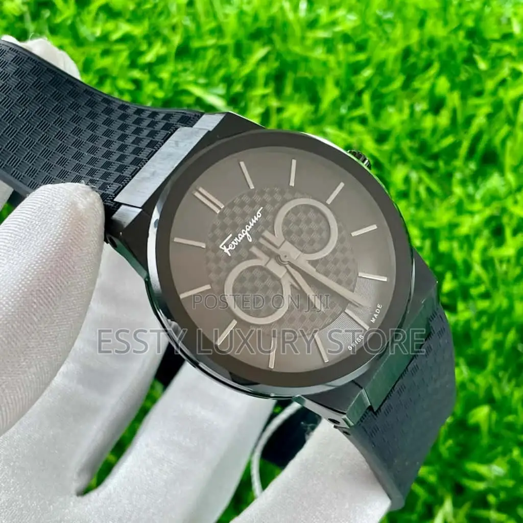 High Quality Luxury Salvation Frrragamo Rubber Wristwatch