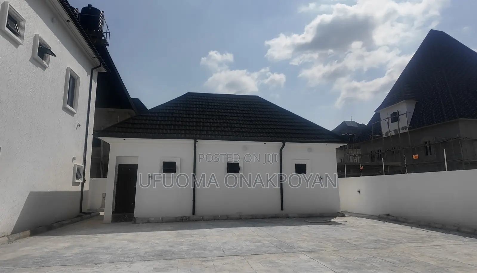 6bdrm Duplex in Karsana for sale