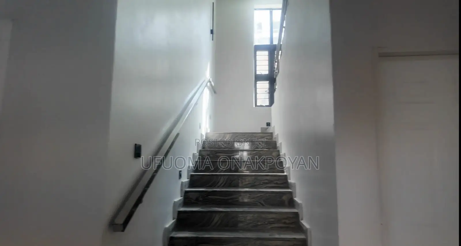 6bdrm Duplex in Karsana for sale
