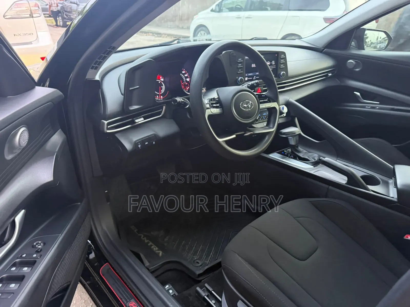 Hyundai Elantra HEV 2022 Black