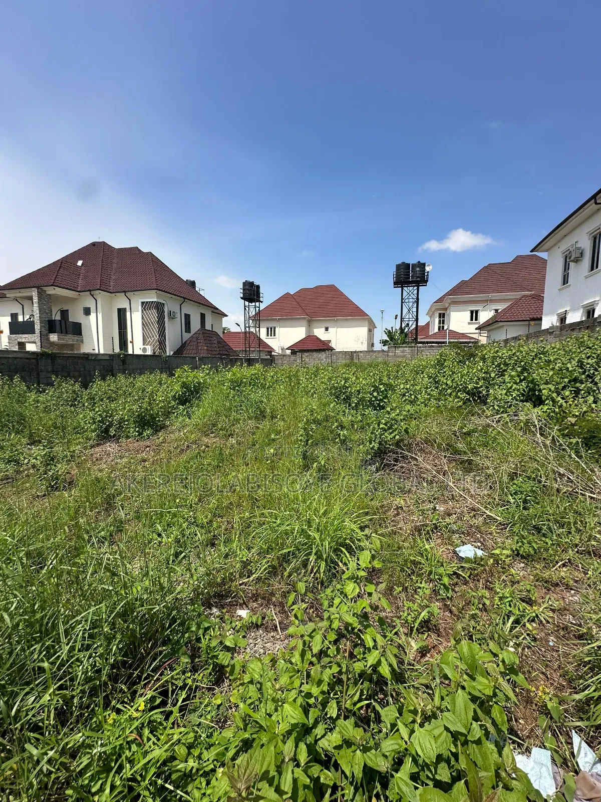 600sqm of Land for Fully Detached Duplex With Bq