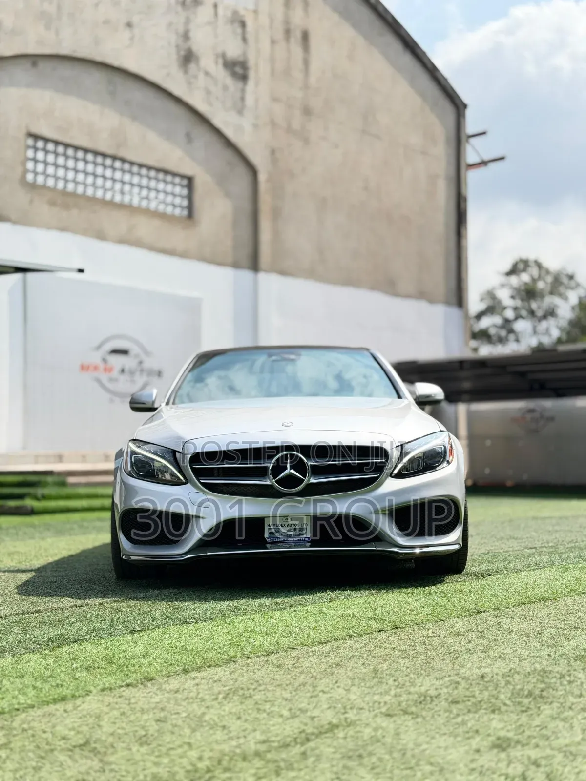 Mercedes-Benz C300 2016 Silver