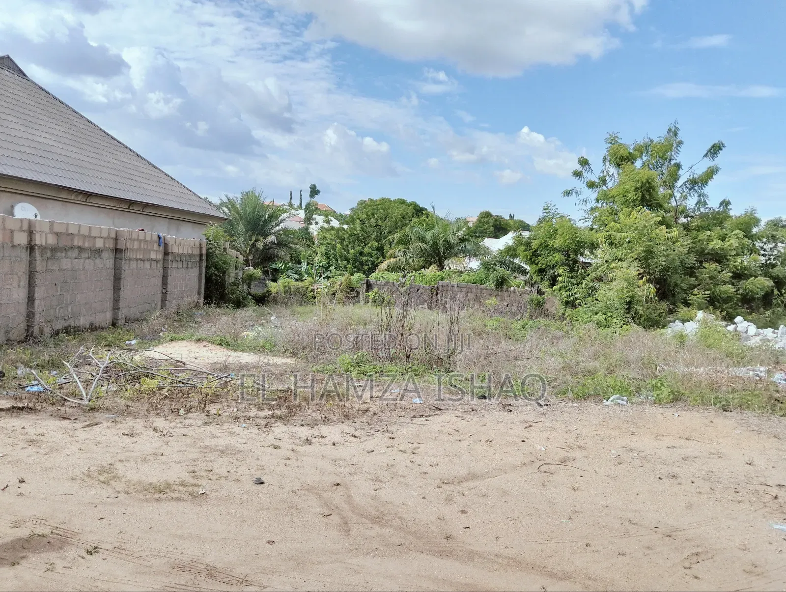 12bdrm Block Of Flats In Peace Community, Lokoja For Sale