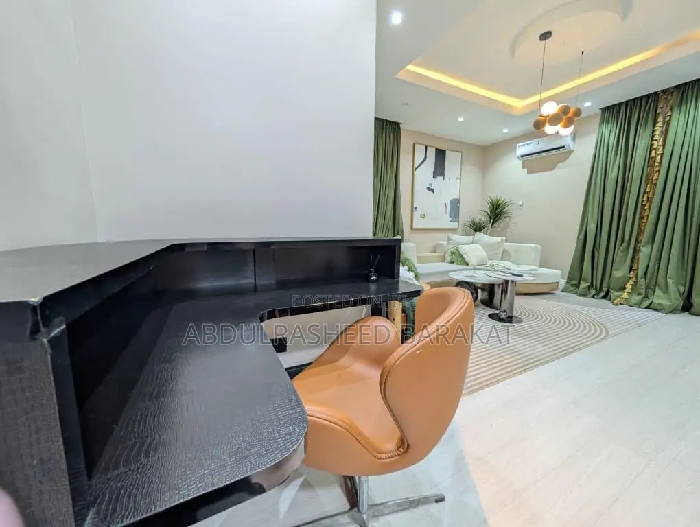 Aesthetically Pleasing 2 Bedroom Apartment With Ps5