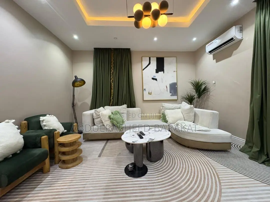 Aesthetically Pleasing 2 Bedroom Apartment With Ps5