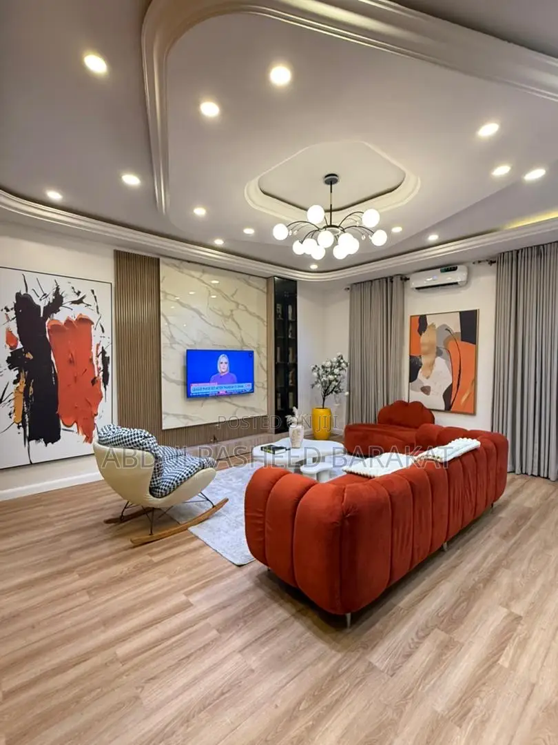 Aesthetically Pleasing Luxury 1 Bedroom Apartment
