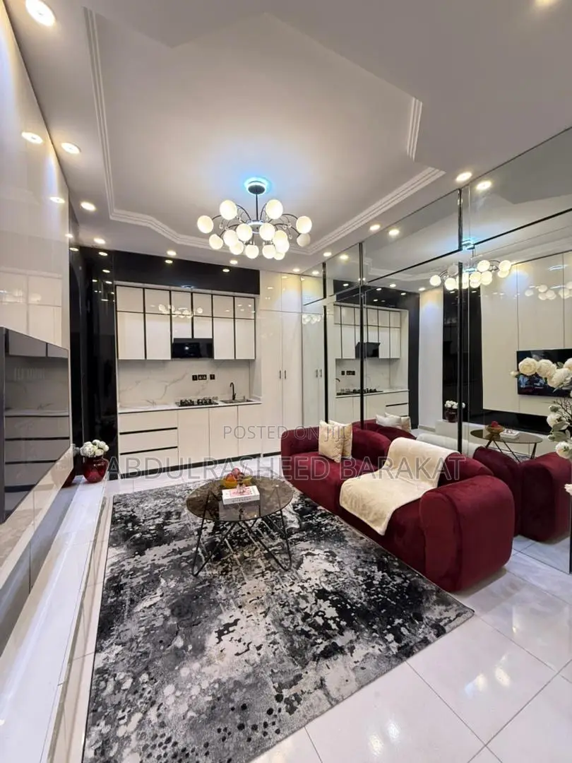 1 Bedroom Apartment With a Private Cinema and Bathub
