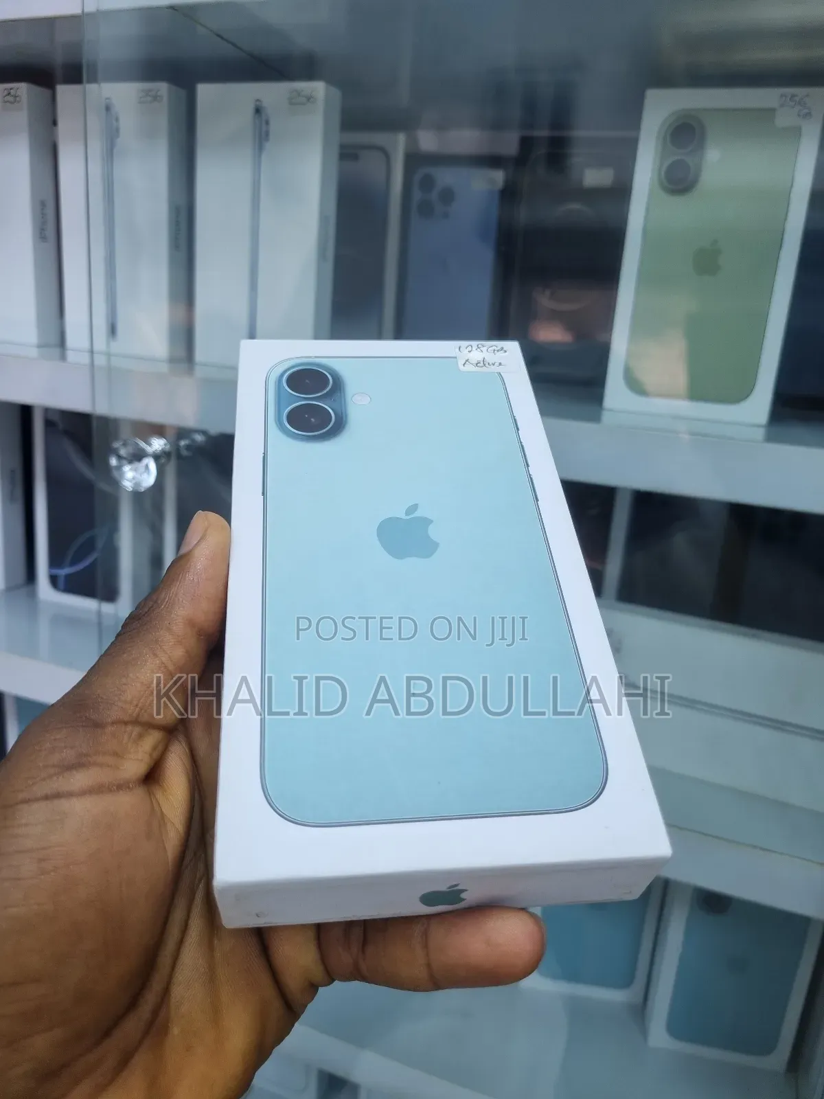 New Apple iPhone 16 128 GB Blue