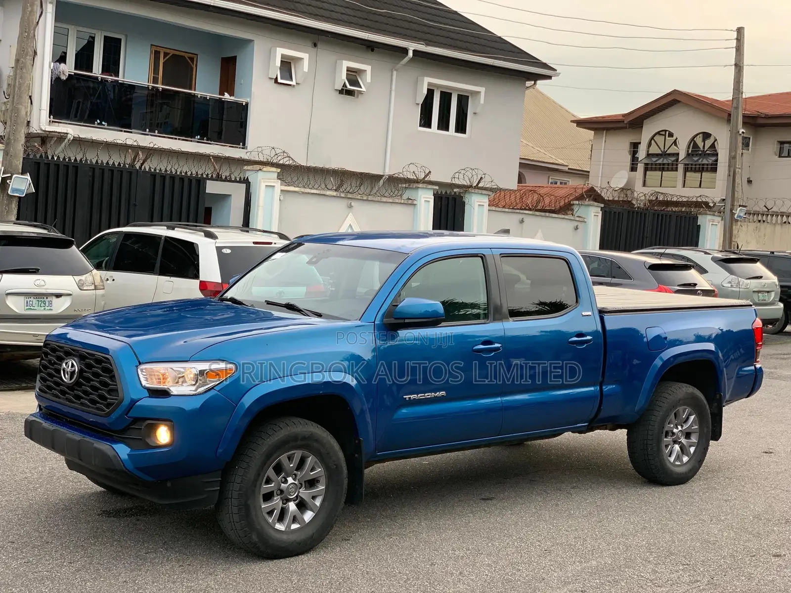 Toyota Tacoma 2019 Blue