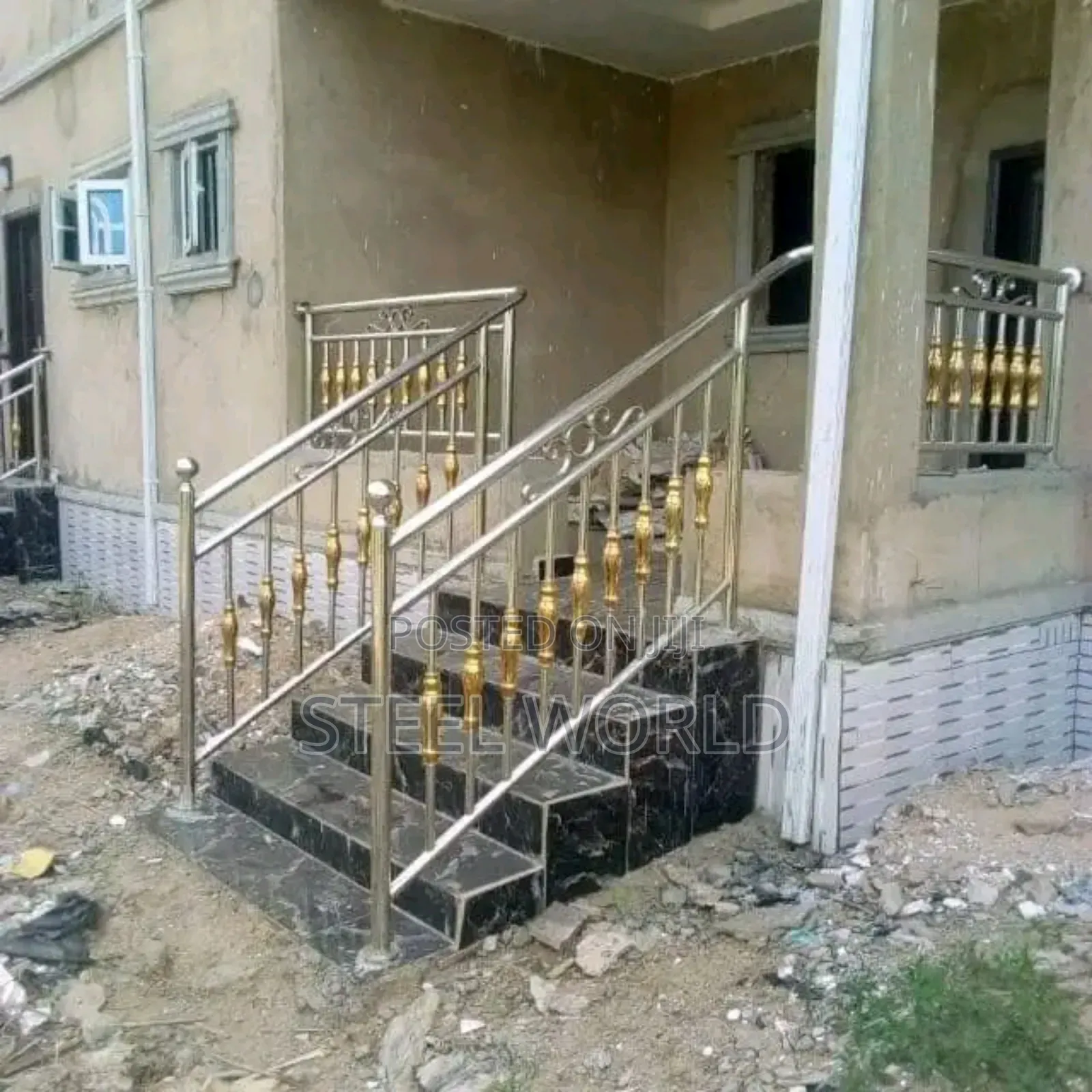 Balustrade Gold Mart