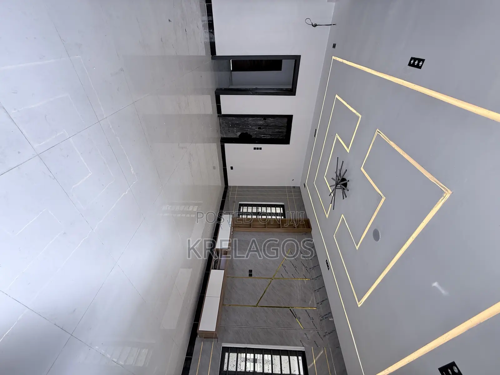 5bdrm Duplex in Ologolo for sale