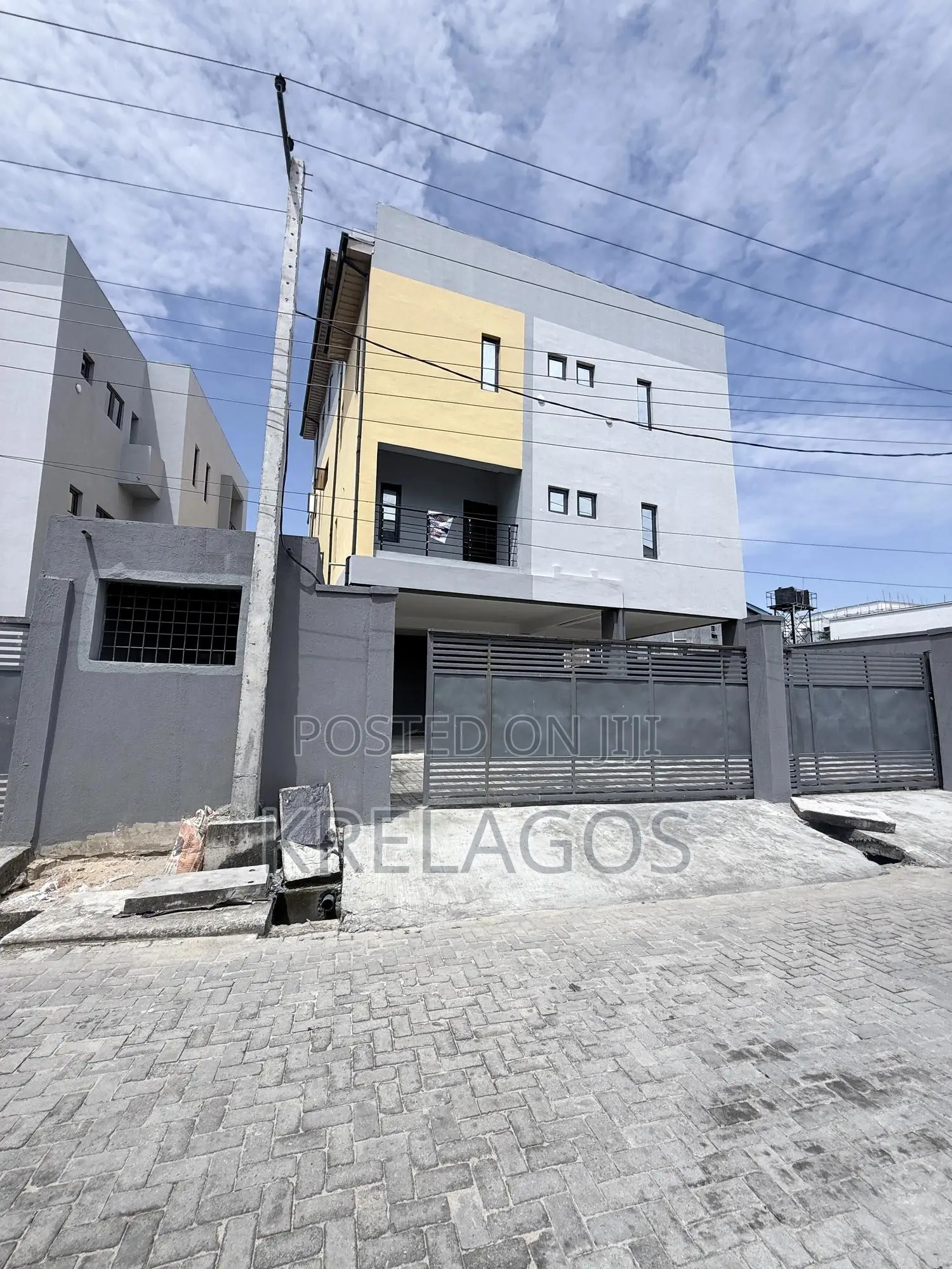 2bdrm Apartment in Ologolo for sale
